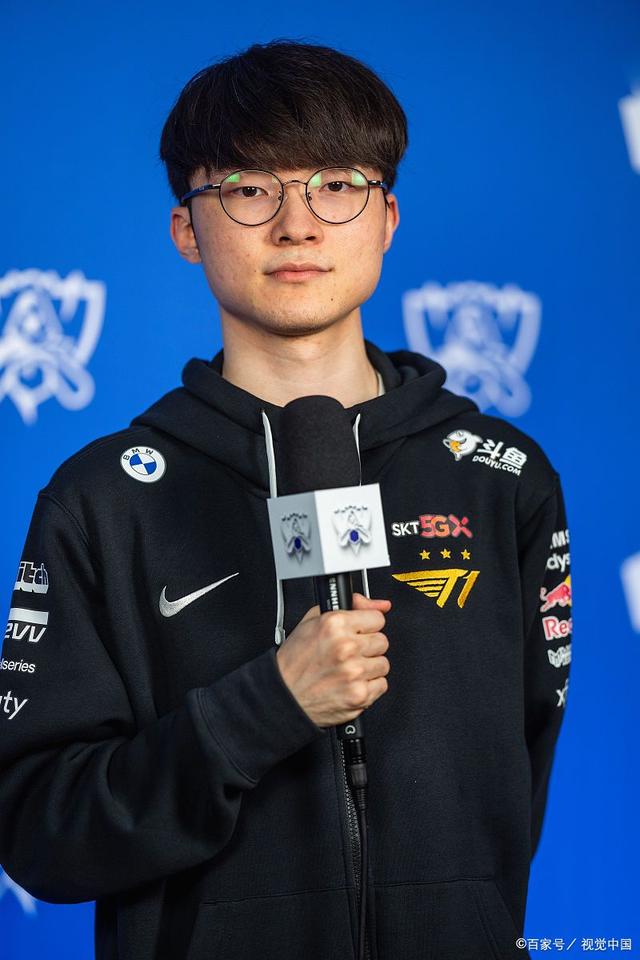 真不是选手在演，CSGO这个影响BUG的局势两年都没修好