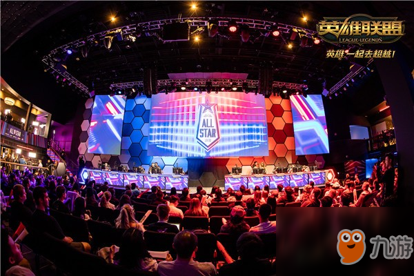 LPL昨日赛果综述及今日赛程分析：FPX三连胜